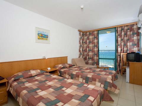 Adamant Suites