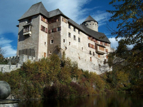 BOUTIQUE HOTEL SCHLOSS MATZEN
