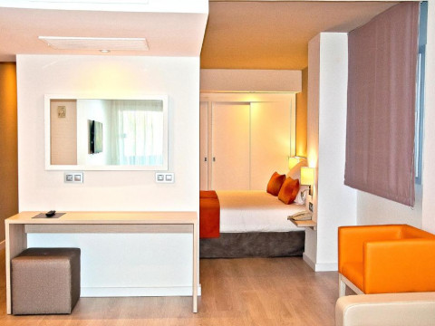 BQ Augusta Hotel