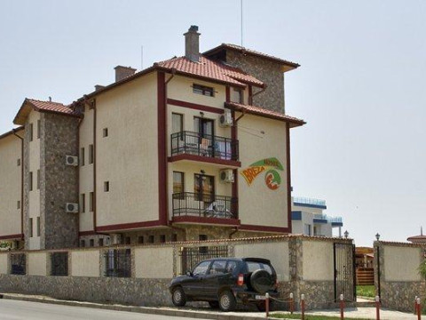 BREZA HOTEL