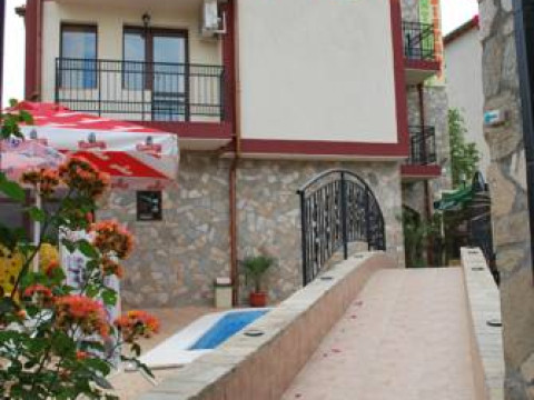 BREZA HOTEL