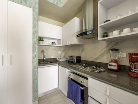 BRICKELL APART HOTEL