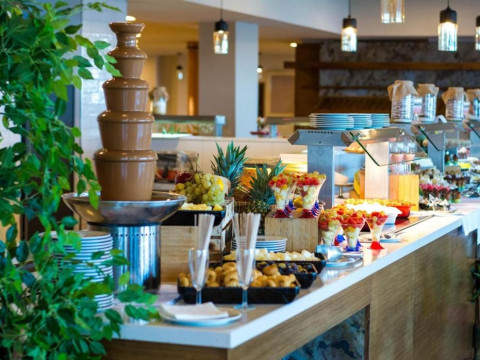 Riviera Hotel and SPA