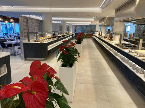 Tahiti Playa & Suites