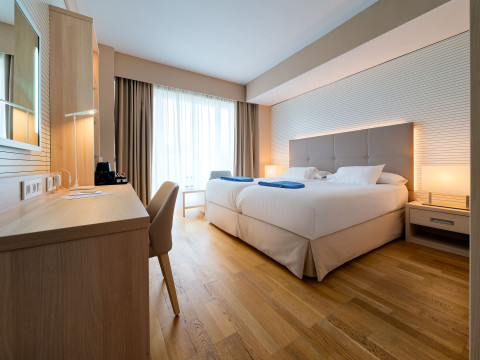 Bull Reina Isabel  Spa