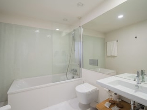 BURGUS TRIBUTE AND DESIGN HOTEL