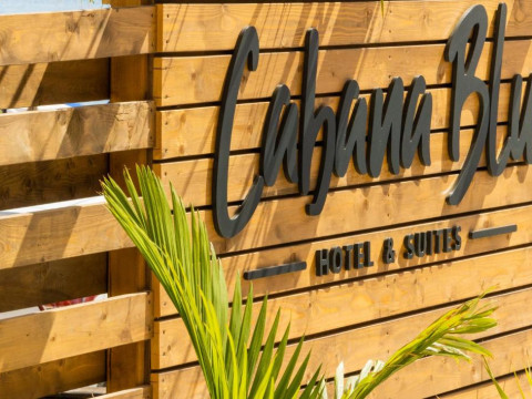 Cabana Blu Hotel & Suites