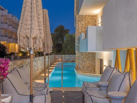 Cabana White Boutique Hotel & Suites