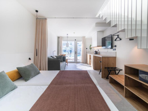 Cabot Las Velas Apartments