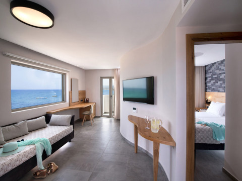 Cactus Bay Hotel