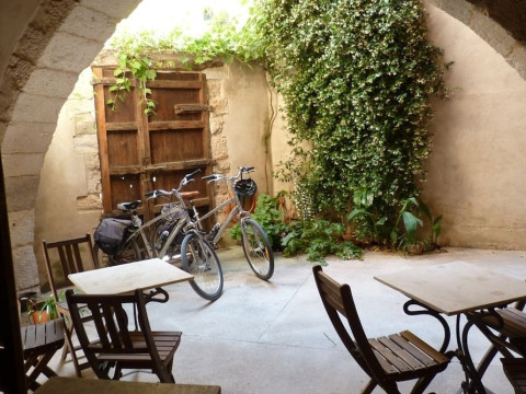 Cal Maginet Hotel