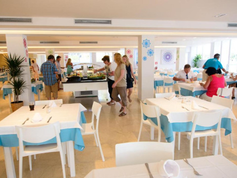 Cala Llenya Resort Ibiza