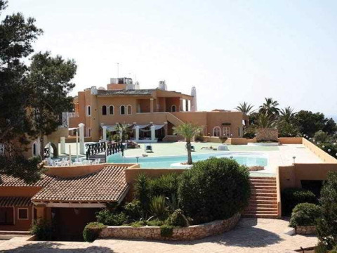 Cala Vadella Resort