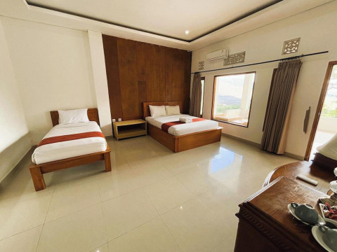 Caldera Hotel & Restaurant