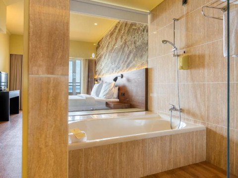 Hotel Calheta Beach