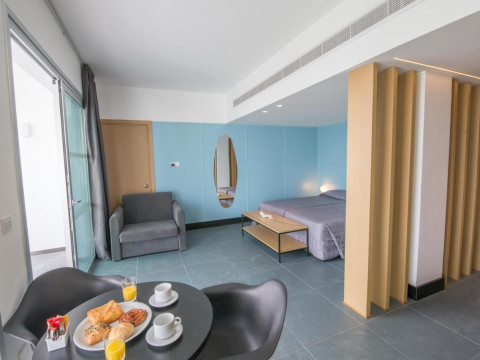 Anthea Hotel Apartments