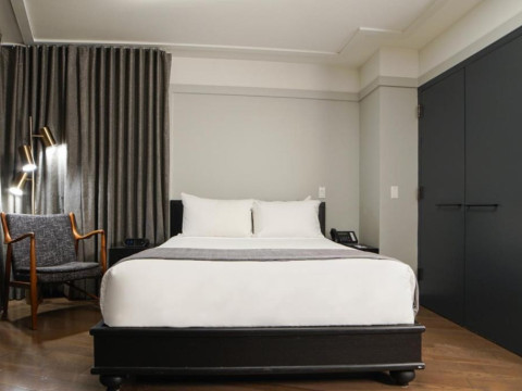 Tillary Hotel