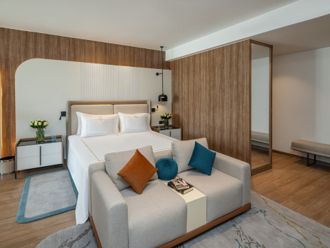 Rixos Premium Magawish Bay View