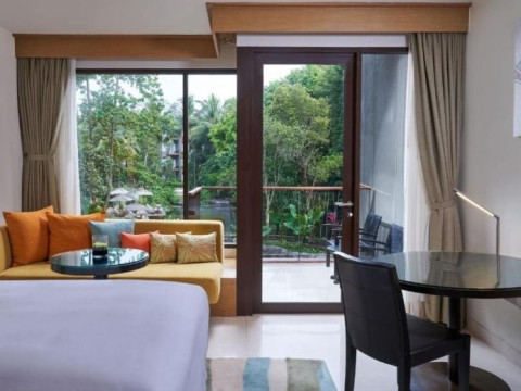 Renaissance Phuket Resort & Spa