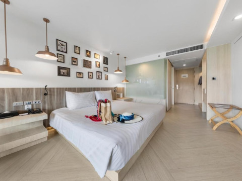 Golden Tulip Pattaya Beach Resort