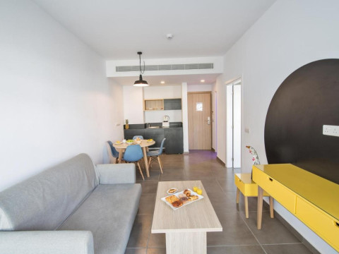 Anthea Hotel Apartments