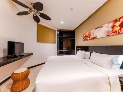 Crystals Beach Resort Belle Mare