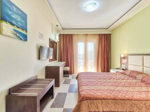 MAJESTIC HOTEL