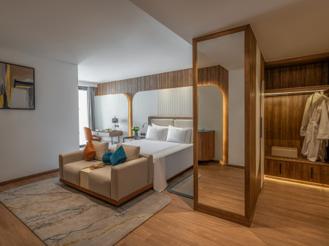 Rixos Premium Magawish Bay View