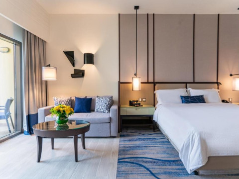 Amwaj Rotana Jumeirah Beach