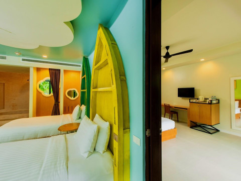 Holiday Ao Nang Beach Resort