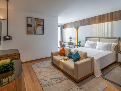 Rixos Premium Magawish Bay View