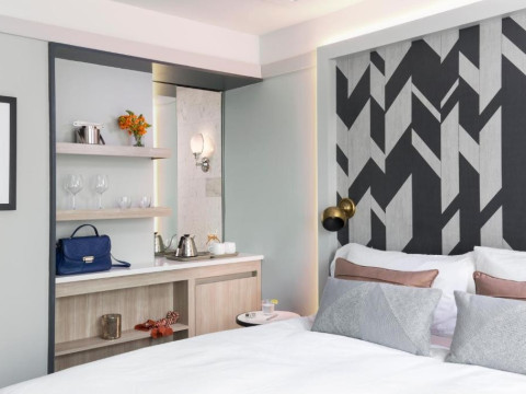 Tillary Hotel