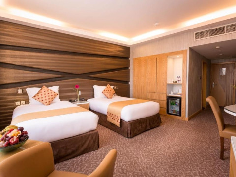Al Safir Hotel Tower