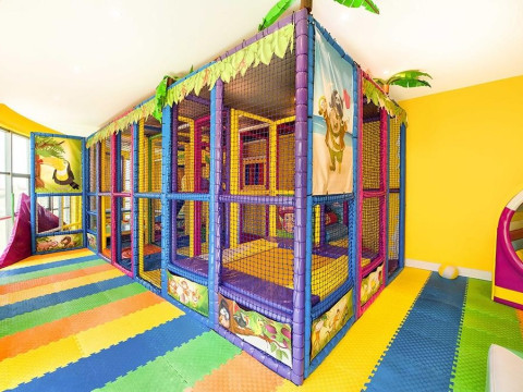 Aquasis Deluxe Resort Spa