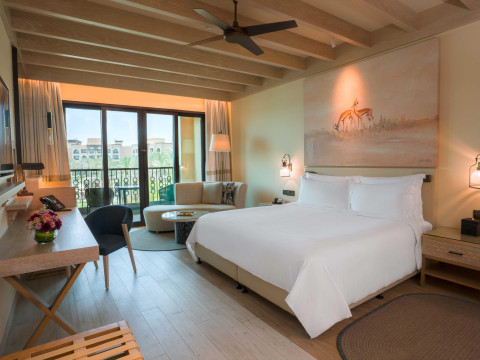 Saadiyat Rotana Resort & Villas