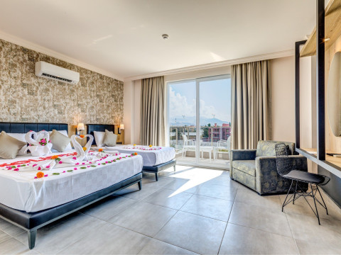 Grand Kolibri Prestige & Spa