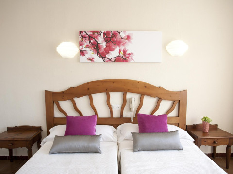 Playamar Hotel & Apartments