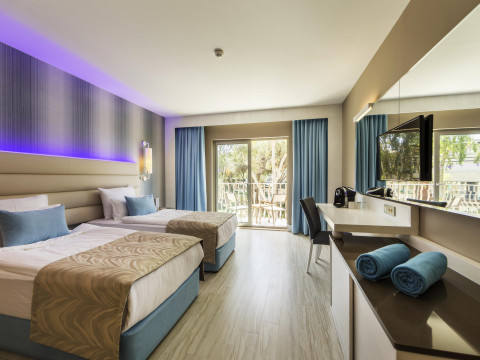 Tui Magic Life Masmavi