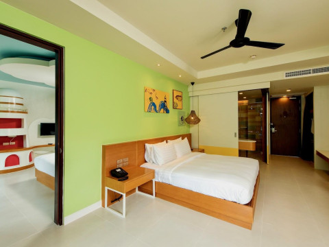 Holiday Ao Nang Beach Resort