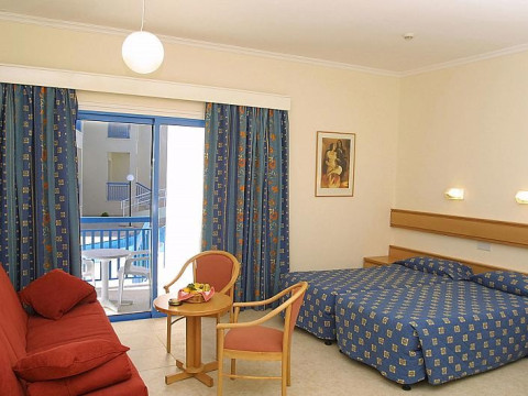 Kissos Hotel