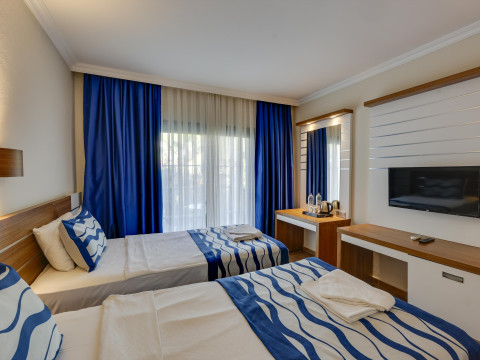 JASMIN BEACH HOTEL