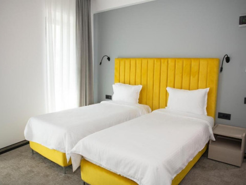 . CM 111Aparthotel Camere de inchiriat