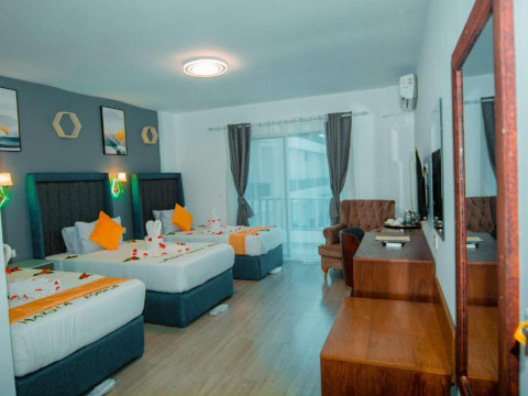 Canary Golden Hotel