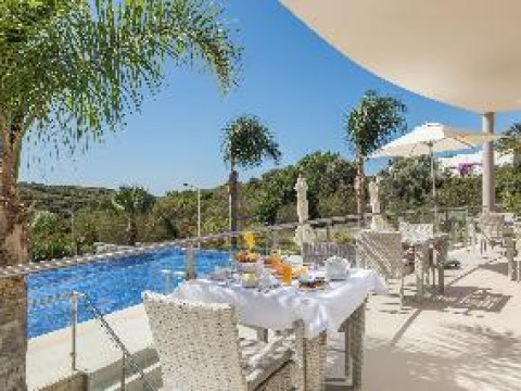 Caneiros Luxury House & Suites