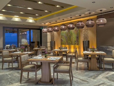 Caresse a Luxury Collection Resort & Spa