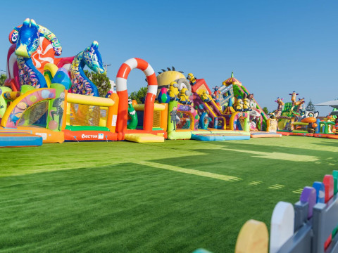 Caretta Beach Resort & Waterpark
