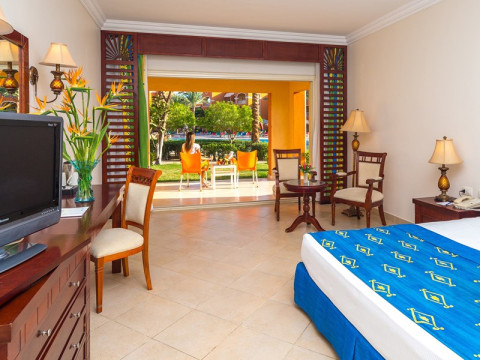 Caribbean World Resort