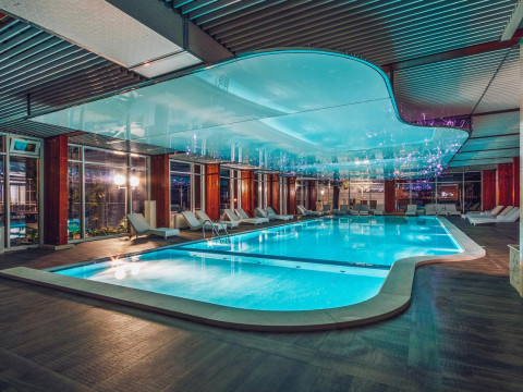 Carine Hotel Delfin