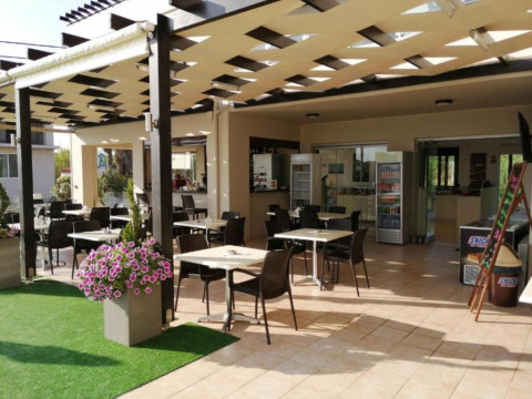 Carisa Suites and Apartments