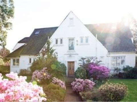 CARMICHAEL BED AND BREAKFAST
